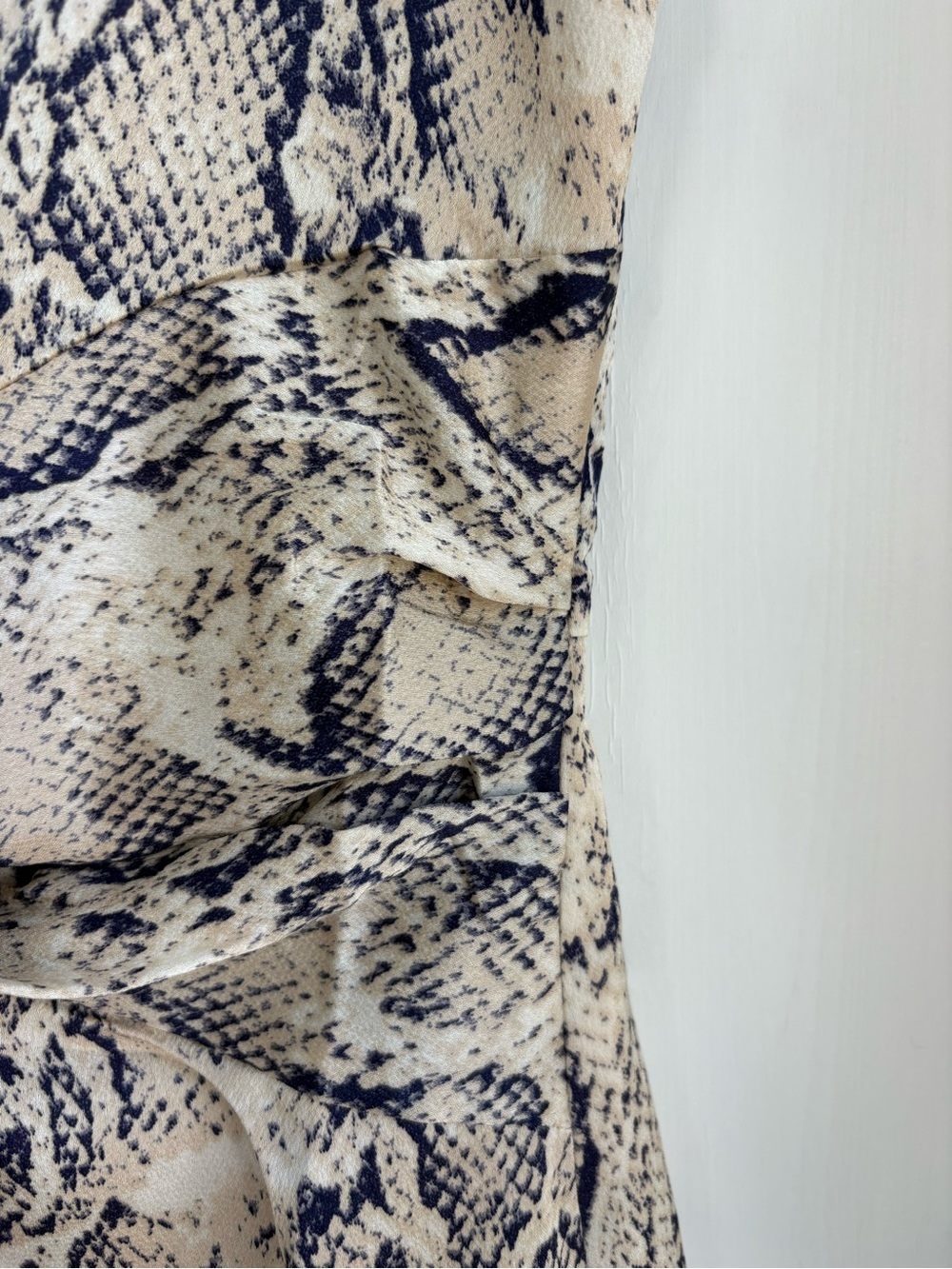 Aqua Snake Print Sleeveless Midi Dress Size XS Mob Wife, Timeless - Picture 5 of 12